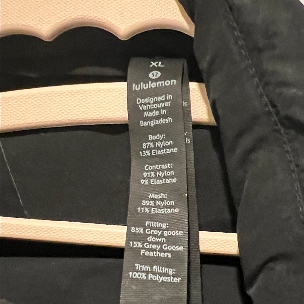Men’s Black Lululemon Navigation Jacket - Picture 2 of 2